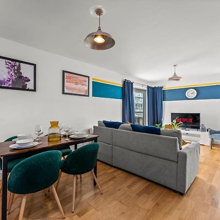 Enchanting Bristol Abode -Sleeps 6 With Balcony! Luaran gambar