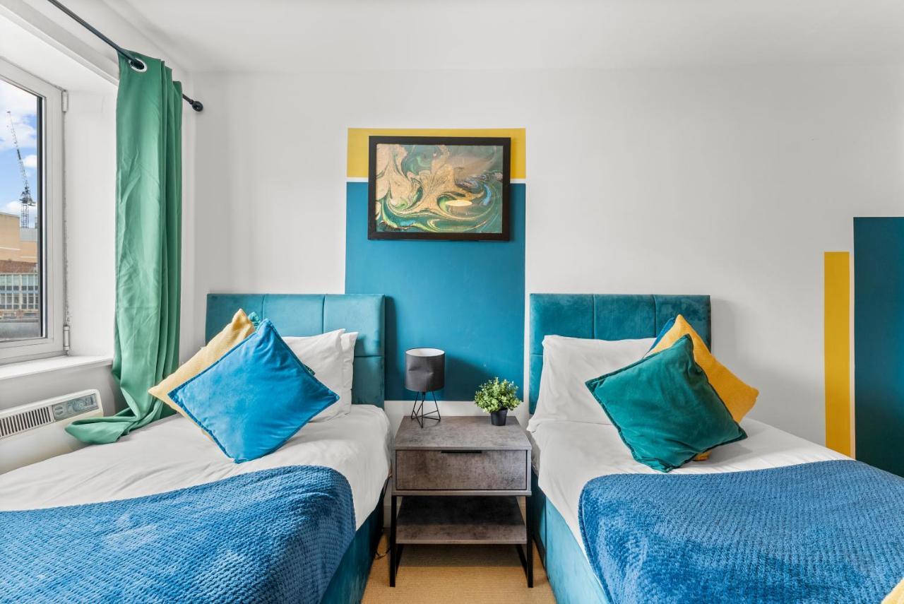 Enchanting Bristol Abode -Sleeps 6 With Balcony! Luaran gambar